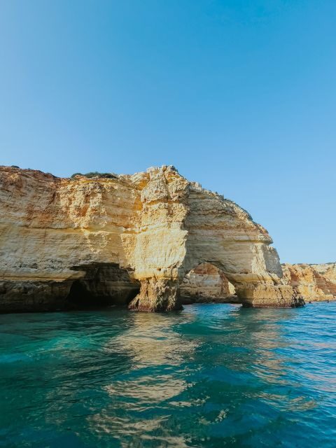 2 Hours Private Benagil Caves and Beaches Boat Tour - Where you meet at Armação de Pêra and how to avoid the start-line scramble