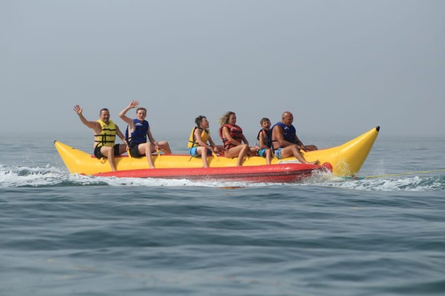 Albufeira: Banana Boat Adventure Ride - Meeting at Praia da Rocha Baixinha: Getting to the Start Fast
