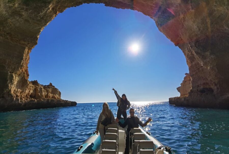 Algarve: Benagil Caves 2-Hour Private Tour - Morning Calm and the Portimão Launch: Setting Up a Smooth 2 Hours