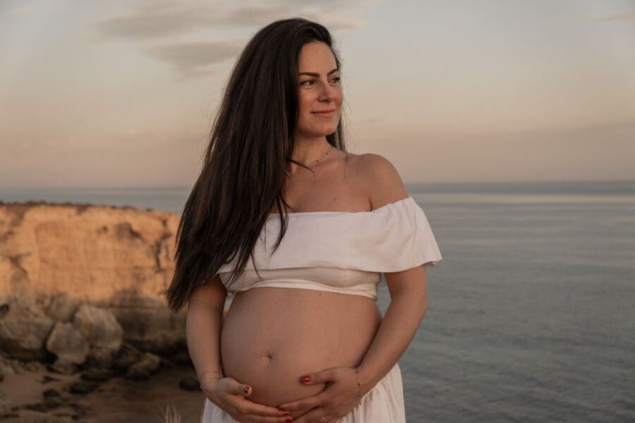 Algarve: Photoshoot for couple, family, portrait - What your 1-hour session actually looks like