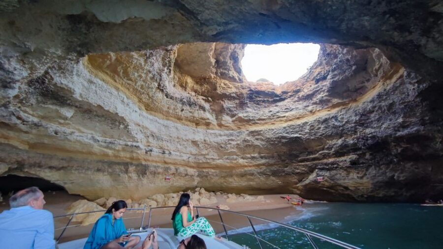 Algarve: Private Yachts Rental - Who should book this Algarve private yacht rental