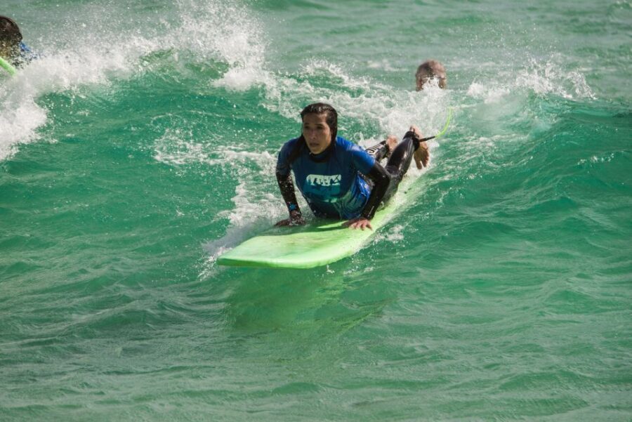 Armação de Pêra: 1:30-hour Surf Lesson for Beginners - Key things you’ll enjoy
