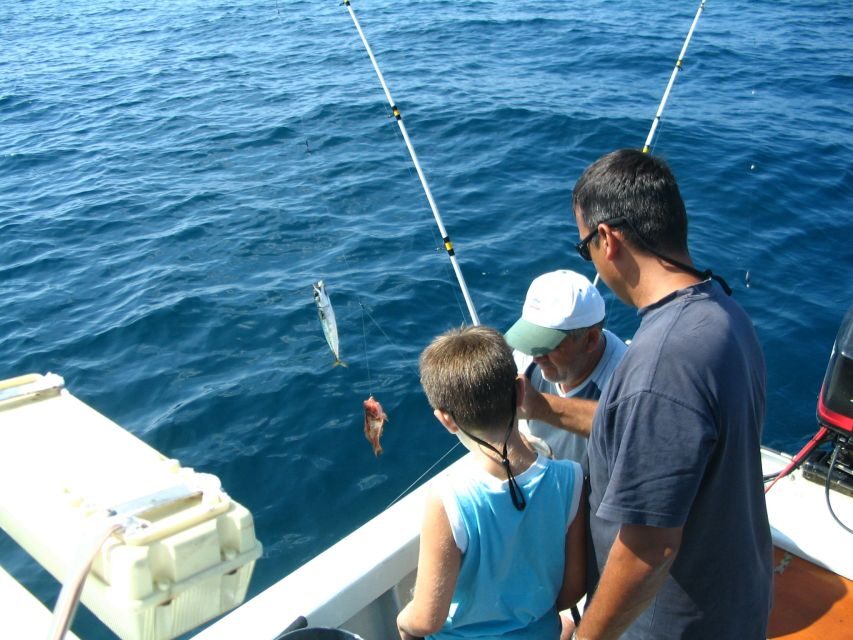 Fuzeta: 2.5-Hour Sport Fishing Tour - The Team Dynamic: Friendly Help and Real Outdoor Energy