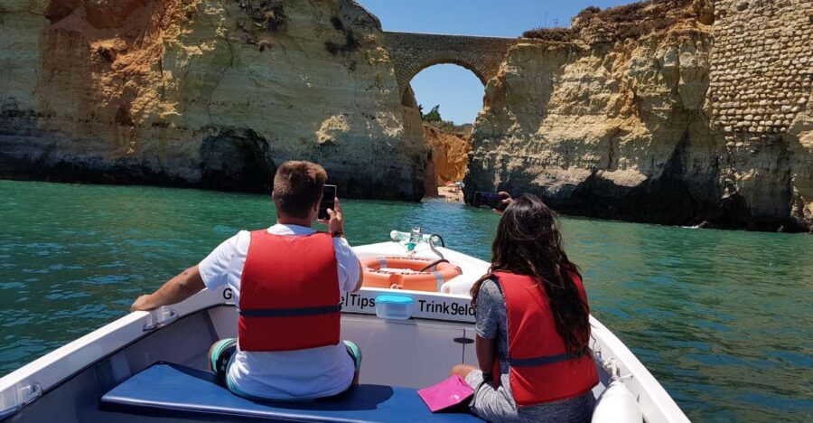 Lagos: Ponta da Piedade Coastline Tour - One swim stop: how to turn a short moment into a great one