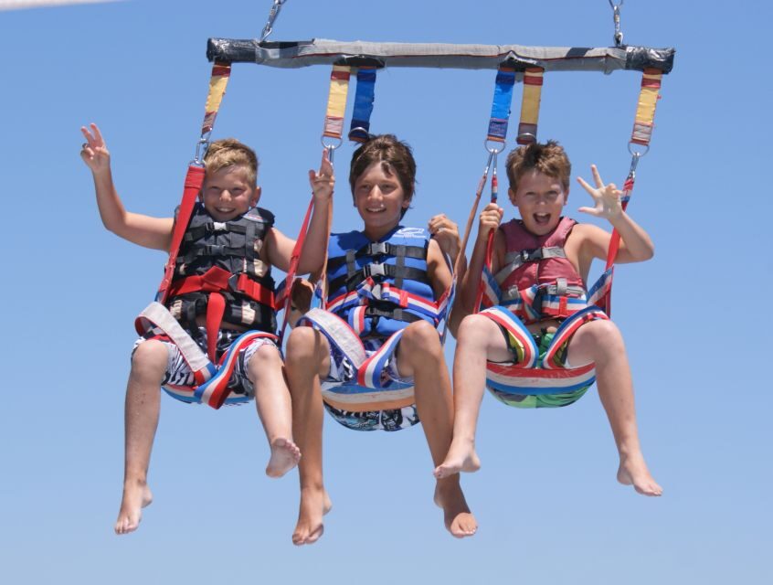 Parasailing Vilamoura - Safety and Comfort: Harnesses, Life Jackets, and Clear Crew Control