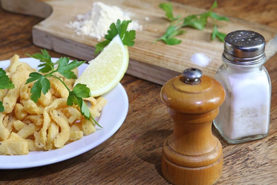 Portimão: 3-Hour Food and Historical Center Tour - Dessert finish: Algarve sweets with a fortified closer