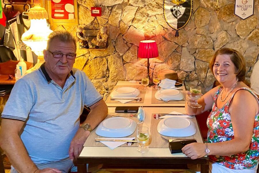 Portimão: 3-Hour Food and Historical Center Tour - Transport option: when the van is worth the extra comfort