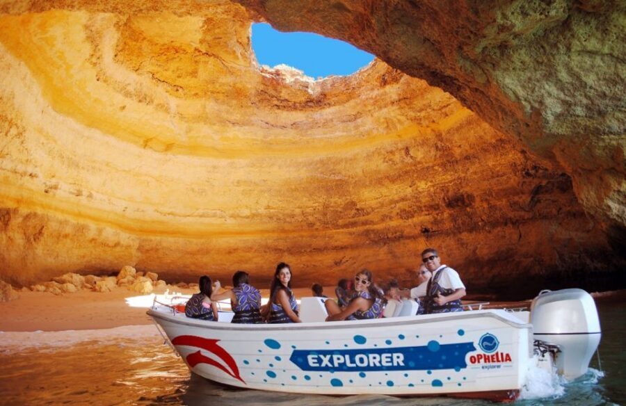 Portimão: Benagil Grottoes Boat Cruise - Algar Seco grottoes: when the sea writes the scenery