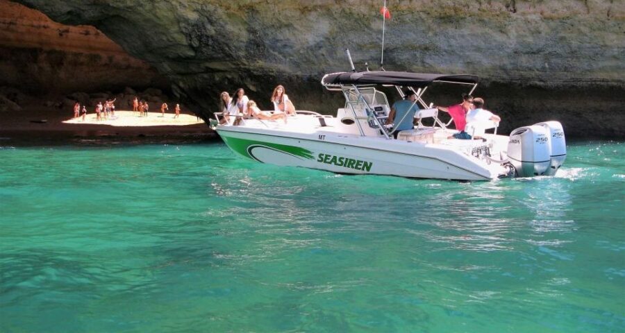 Portimão: Private Benagil Cave Boating Tour - Who this private Benagil Cave tour is for