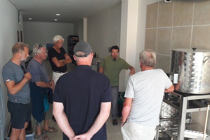 Visit to a Family Brewery in Loulé with Tasting - The tasting workshop: 5 beers and the basics of zythology